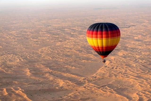 Dubai Hot Air Baloon Adventure Experience with Transfer - Photo 1 of 15